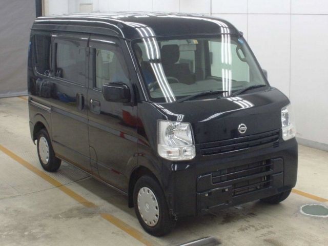 5523 Nissan Clipper van DR17V 2015 г. (NAA Osaka)